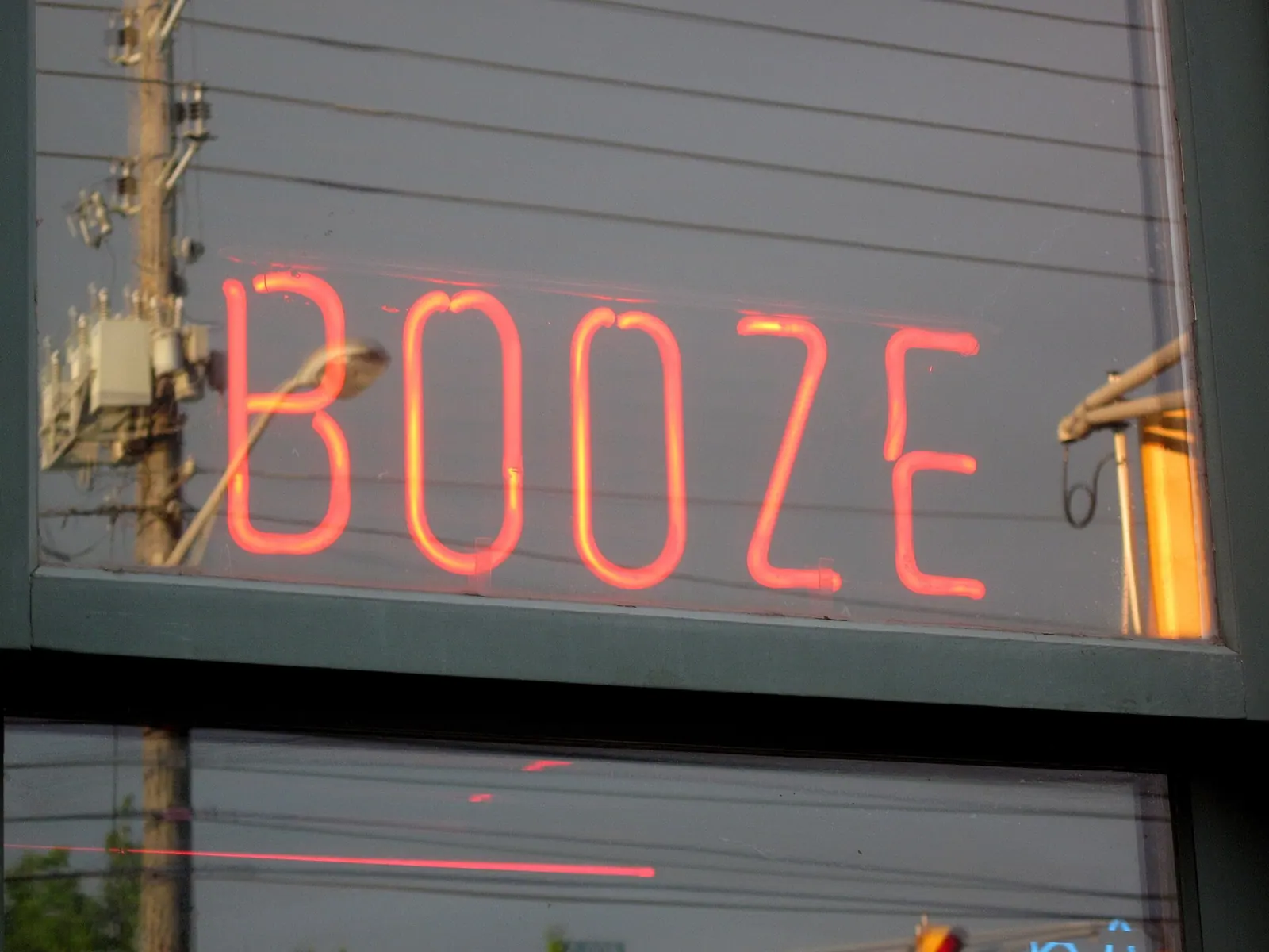 Signs a Bar and Grill Takes Its Food as Seriously as Its Drinks